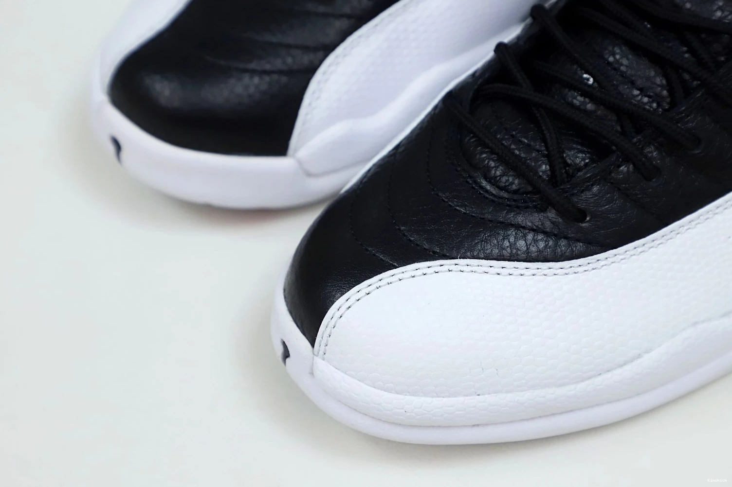 Kimikick GoAnywhere AIR RETRO JORDAN 12 PLAYOFFS 2018 0602